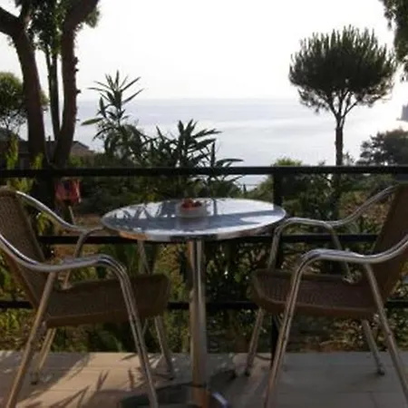 Ferienwohnung Ermones Mare Zimmer foto